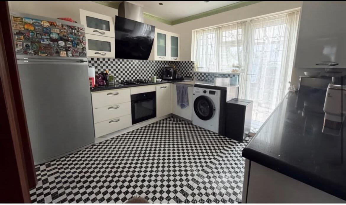 Shadwell Drive, Northolt